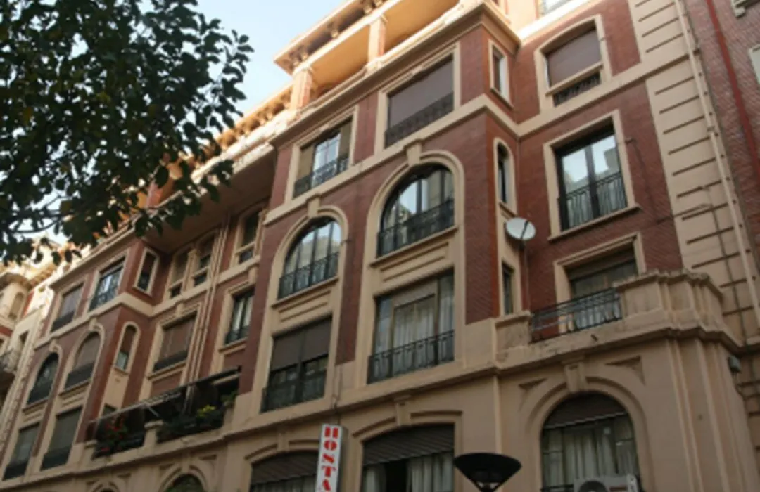 Hostal Rioja Condestable-1